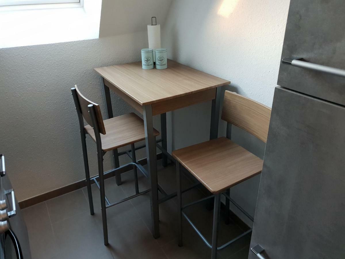 Ferienwohnung Helena Эмден Экстерьер фото