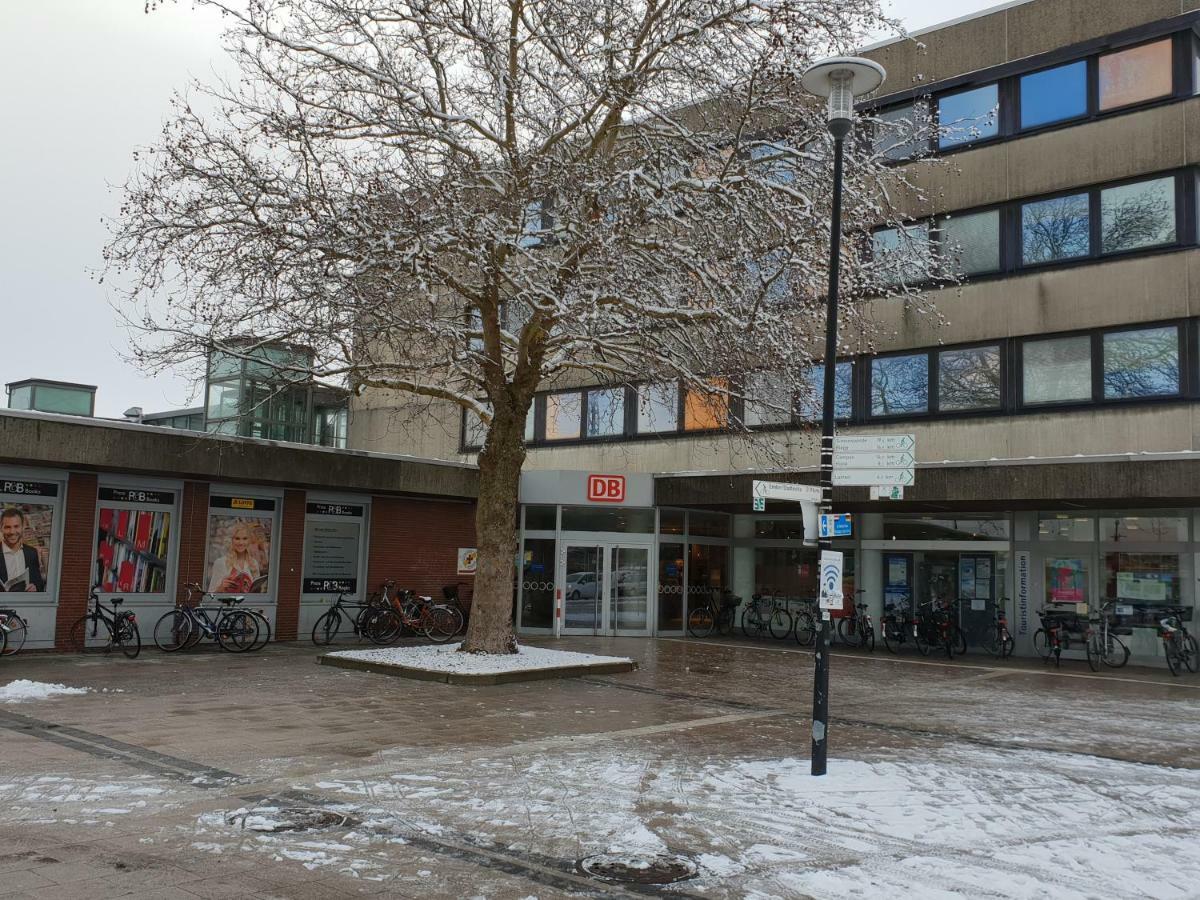 Ferienwohnung Helena Эмден Экстерьер фото